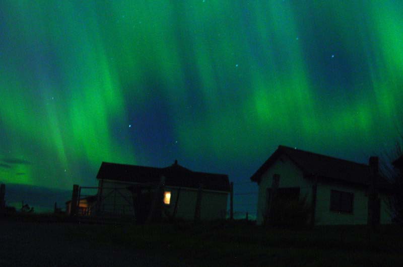  . (Aurora Borealis)