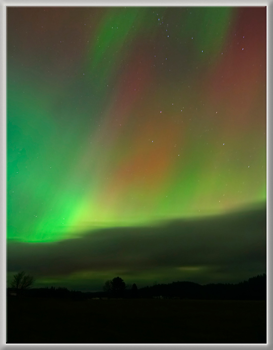  . (Aurora Borealis)
