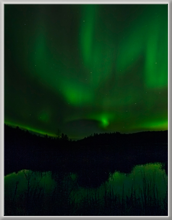  . (Aurora Borealis)