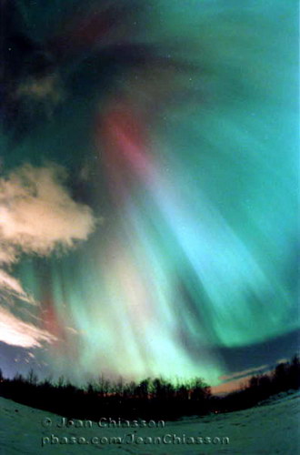  . (Aurora Borealis)