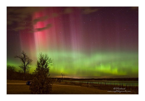  . (Aurora Borealis)