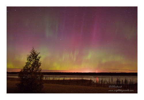  . (Aurora Borealis)