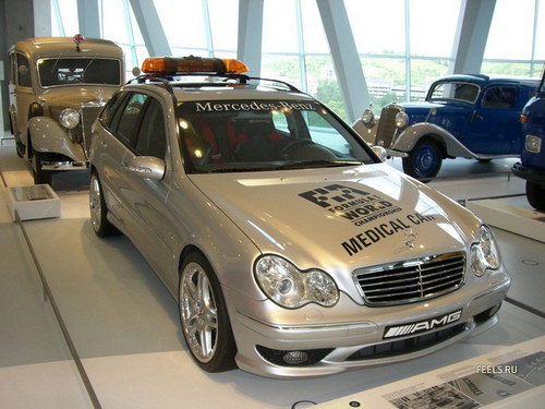  Mercedes -     1