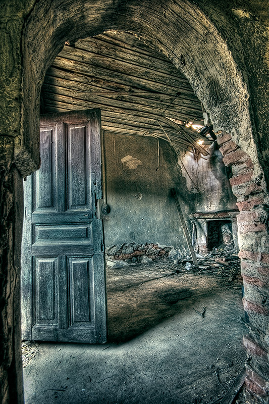   HDR